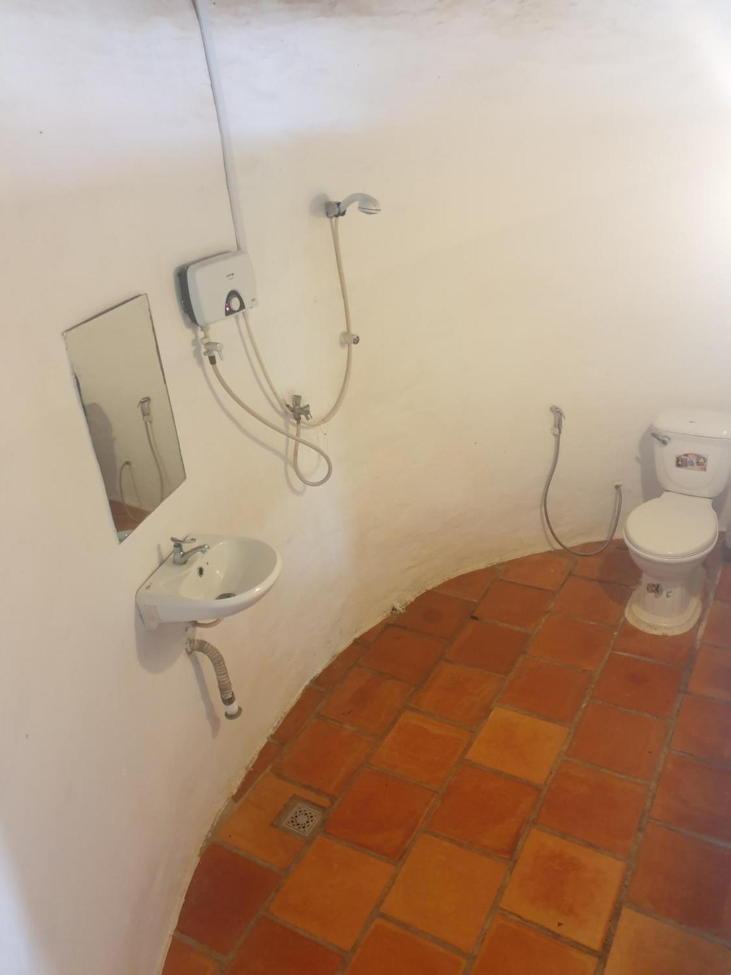 Hotel Bohemiaz And Kampot